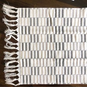 NWOT World Market Hand Towels